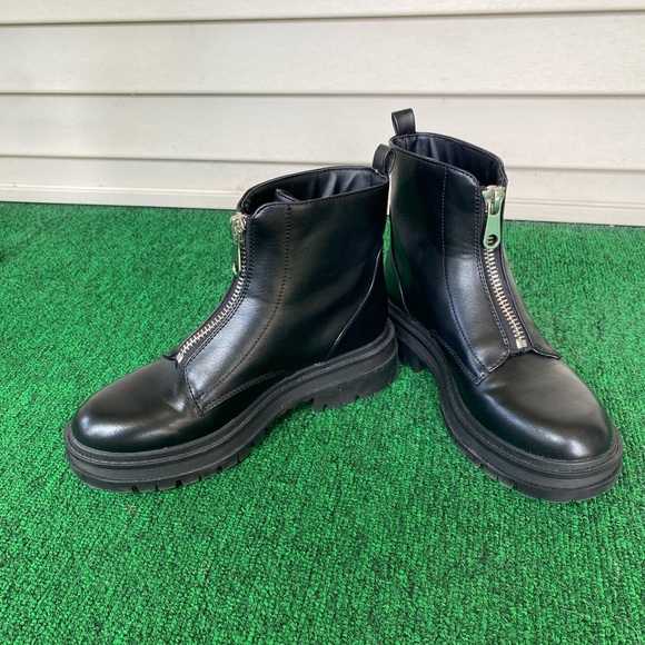 New, Indigo Rd., Black Palila Boots! - Picture 4 of 11
